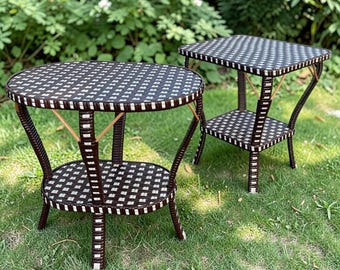 Tavolino da caffè in vimini stile boho con ripiano portaoggetti, tavolo da patio in rattan fatto a mano, piccolo mobile rotondo d'accento per un arredamento accogliente.