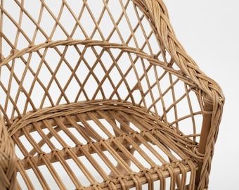 Wicker Kids Chair, Handmade Rattan Armchair for Toddler, Playroom Furniture, Kids Room Decor, Natural Chair, Gift for Kids