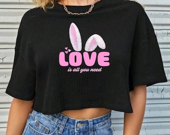 Maglietta pasquale con coniglietto in formato PNG, grafica "L'amore estetico è tutto ciò di cui hai bisogno", maglietta con orecchie da coniglio alla moda, regalo di compleanno per bambini, arte della sublimazione