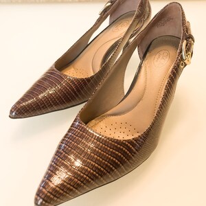 Circa Joan David - Etsy display picture 2