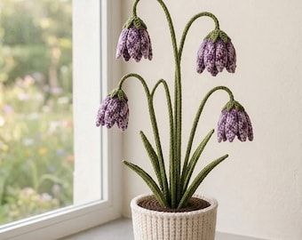Gehaakt lelietje-van-dalen potpatroon pdf, amigurumi paarse bloem plant, handgemaakte lente huisdecoratie tutorial