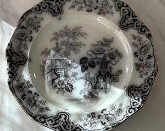 Antique 19th Century Staffordshire Flow Black Mulberry Dinner Plate