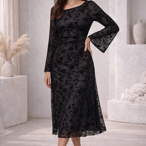 long sleeve ball gown lace wedding dress Sheer Long Sleeves Traditional Lace Tulle Ball Gown Wedding Dress