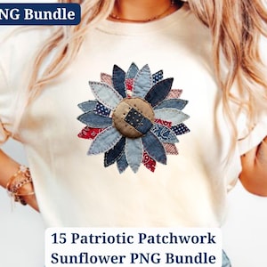 Pode incluir: Uma camiseta creme com um grande design de girassol de patchwork patriótico. O girassol tem pétalas de tecido azul jeans, vermelho e estampado com um centro marrom. O texto "15 Patriotic Patchwork Sunflower PNG Bundle" está na parte inferior.