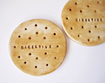 Biscuit Coaster - Ceramic Coasters - Coffee Table Accessories - Digestive Biscuit - Rich Tea - Gift for the Home - Handmade - Fun Gift