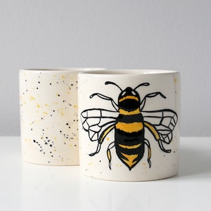 Bee Pot - Miniature Plant Pot - Bee Gift - Cacti Pot - Ceramic - Gardener Gift - Home Decor - Gifts for Her - Mum Gift - Nature