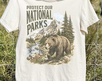National Parks Bear T-Shirt, Comfort Colors Wildlife Conservation Tee, Retro Mountain Forest Graphic Unisex Shirt, Nature Gift
