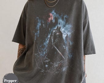 Y2K Dark Fantasy Knight T-Shirt, Vintage 2000s Grunge Tee, Gothic Armor Streetwear Graphic Unisex Shirt, Medieval Fantasy Gift