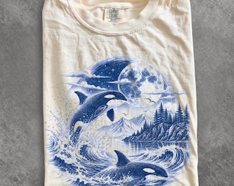 Old School Orca T-Shirt, Comfort Colors Moonlit Ocean Tee, Retro Coastal Nature Graphic Unisex Shirt, Marine Lover Gift, Whale Top