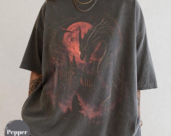 T-shirt Dark Fantasy con drago, maglietta vintage anni '90 con castello gotico, maglietta unisex con grafica grunge mistica, regalo per amanti dei draghi, top oversize