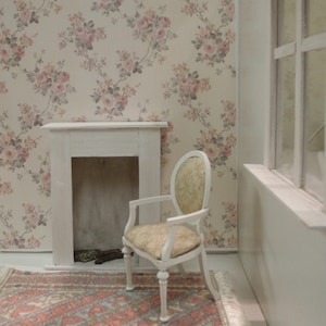Papier peint maison de poupée avec roses 1 PDF A4, 1 PDF A3 à l&#39;échelle 1:12