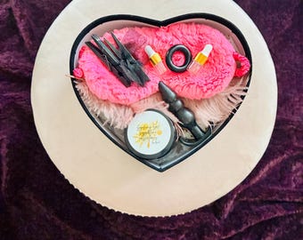 Romantic Valentine Essentials