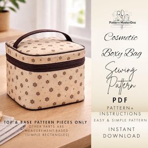 Könnte beinhalten: Eine beige Kosmetiktasche mit braunem Reißverschluss und Griff, verziert mit einem sich wiederholenden Blumenmuster. Die Tasche steht auf einer Holzoberfläche. Der Text auf dem Bild lautet "Cosmetic Boxy Bag Sewing Pattern PDF".