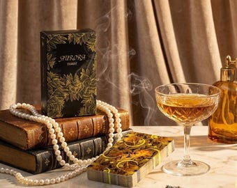 Baraja de Tarot Aurora / Inspirada en la tradición marsellesa / Deja que las estrellas guíen tu viaje / 78 cartas / Compacto 10,4 x 6 cm / Perfecto para lecturas