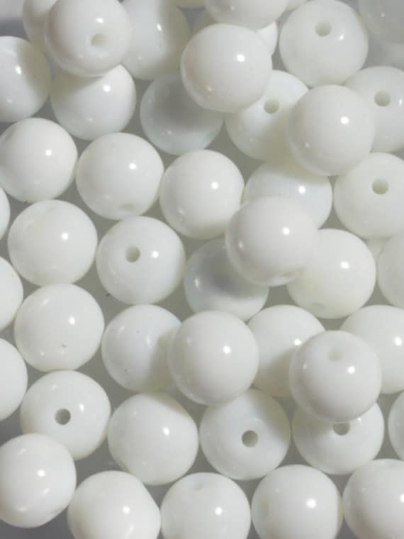 12 Beads - 8mm Cream White Shiny Pearl Glass Beads, Small Glass Beads,  Small Gumball Beads, Small White Pearl Beads, Round Glass Beads