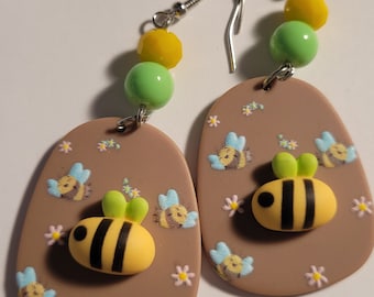 Fun Acrylic 3D Bee Pendant Earrings, Garden Earrings, Bee Jewelry, Bee Pendants, Cute Flying Bee Earrings