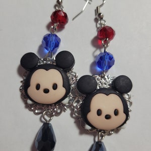 Character Earrings, Mickey Mouse Dangle Earrings, Mickey Mouse Earrings, Kawaii Mickey Mouse Earrings, Disney Snacks, Disney Gift, Handmade