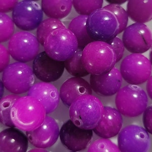 #672 Vintage Round Balls 8mm Eyes Fuschia No Hole Faceted Solid NOS Purple 