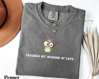 Läraruggla-tröja, komfortfärger Mission of Love, söt lärarpresent, tillbaka till skolan-tröja, presentidé för uppskattning av lärare