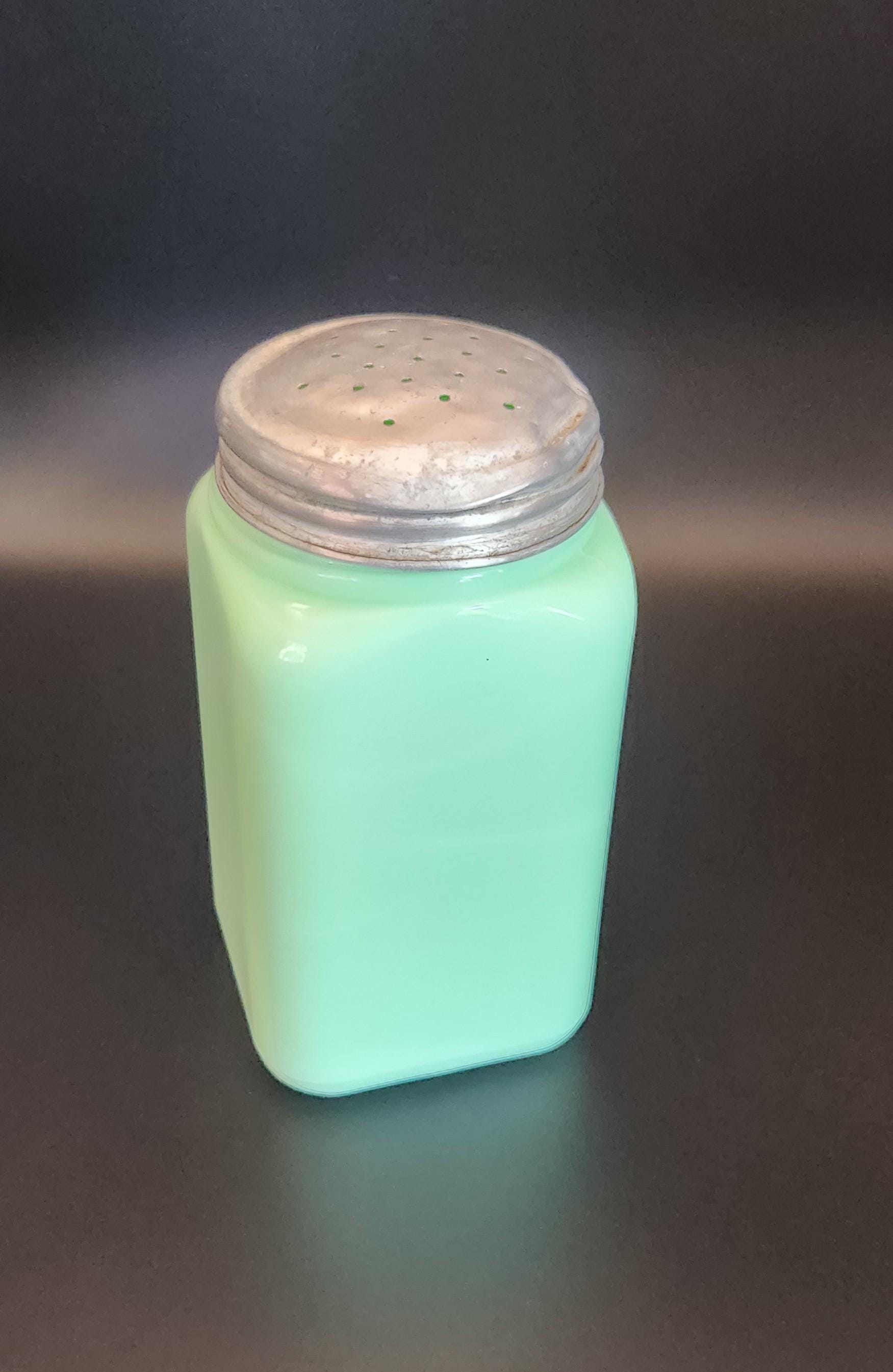 Vintage Jadeite Salt Pepper Uranium - Etsy