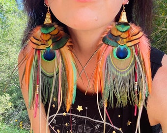 TROPIC BREEZE Peacock Feather Earrings