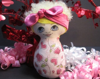 Tiny Doll -- AMORETTE -- Mini Soft Matroyshka