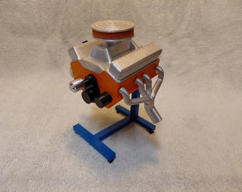 1/10th Scale Replica V8 Engine & Stand