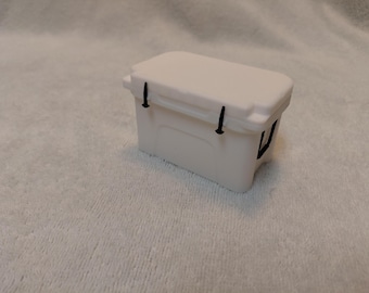 1/10th Scale Yeti/Igloo Style Cooler