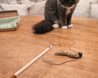 Natural Jute Wool Cat Teaser Wand – Interactive Wood Kitten Toy with Bell