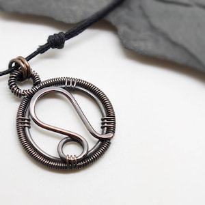 Leo Sternzeichen Anhänger, Kupferdraht gewickelt Sternzeichen Kette, handgemachte Astrologie Schmuck, Geburtstagsschmuck für Paare