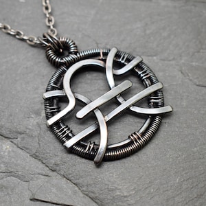 Collana Bilancia Pesci in rame ossidato avvolto con filo combinato zodiaco