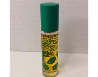 Vintage Maybelline Kissing Potion Mighty Mint Roll On Lip Gloss Retro 1970s 80s