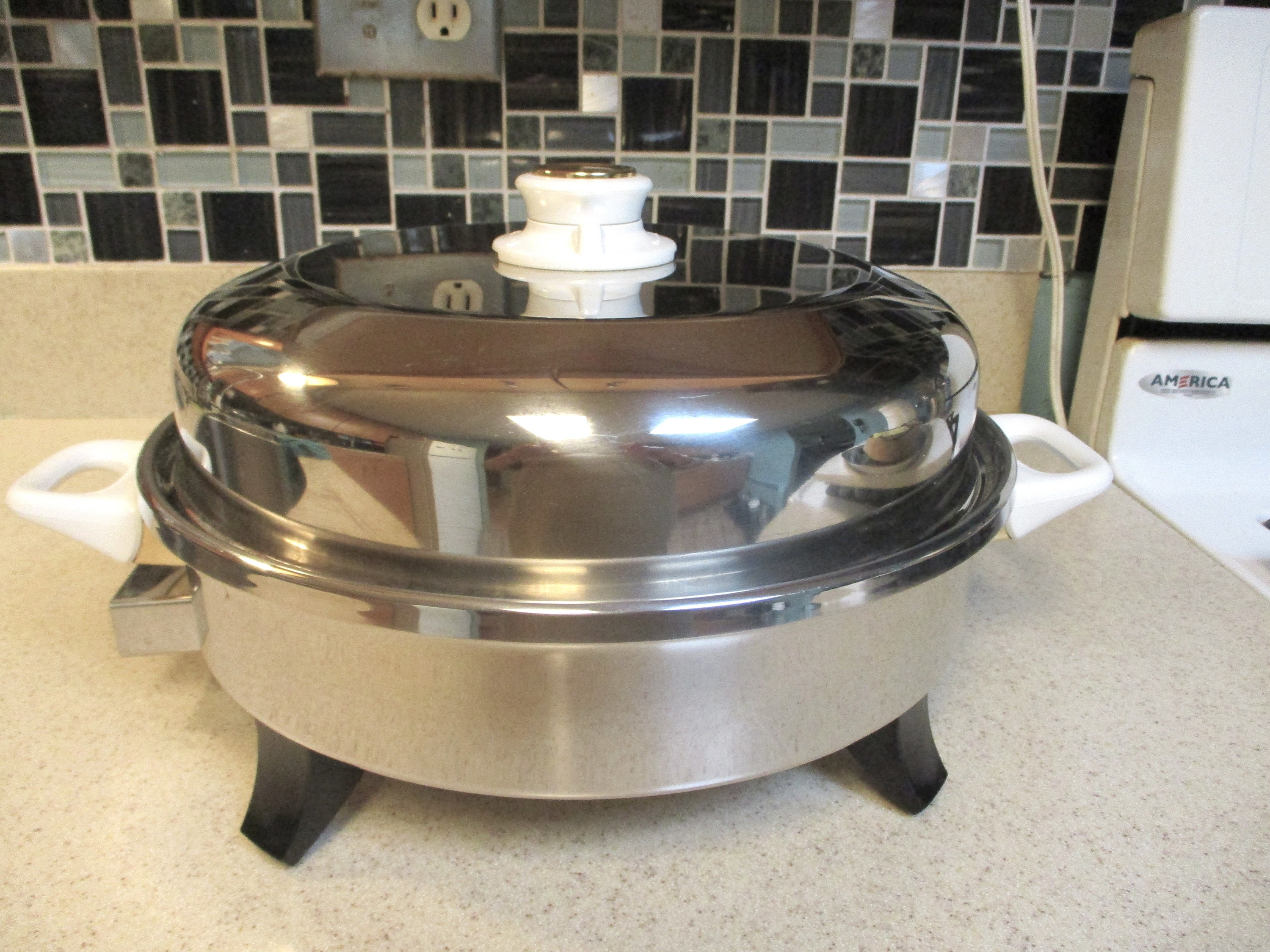 Health Craft Model K7273 Liquid Core Stainless Steel Electric Skillet Vintage 1980s Waterless Cooking Electric Frying Pan