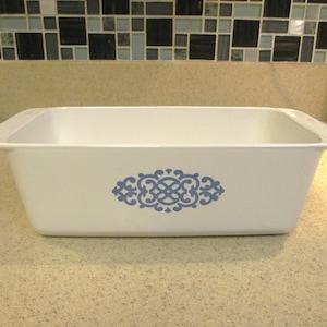 Corning Ware 2 Quart Shell Oil Blue Macrame Loaf Pan 9 by 5 by 3 Vintage 1970s  Corningware Bread, Meatloaf Pan
