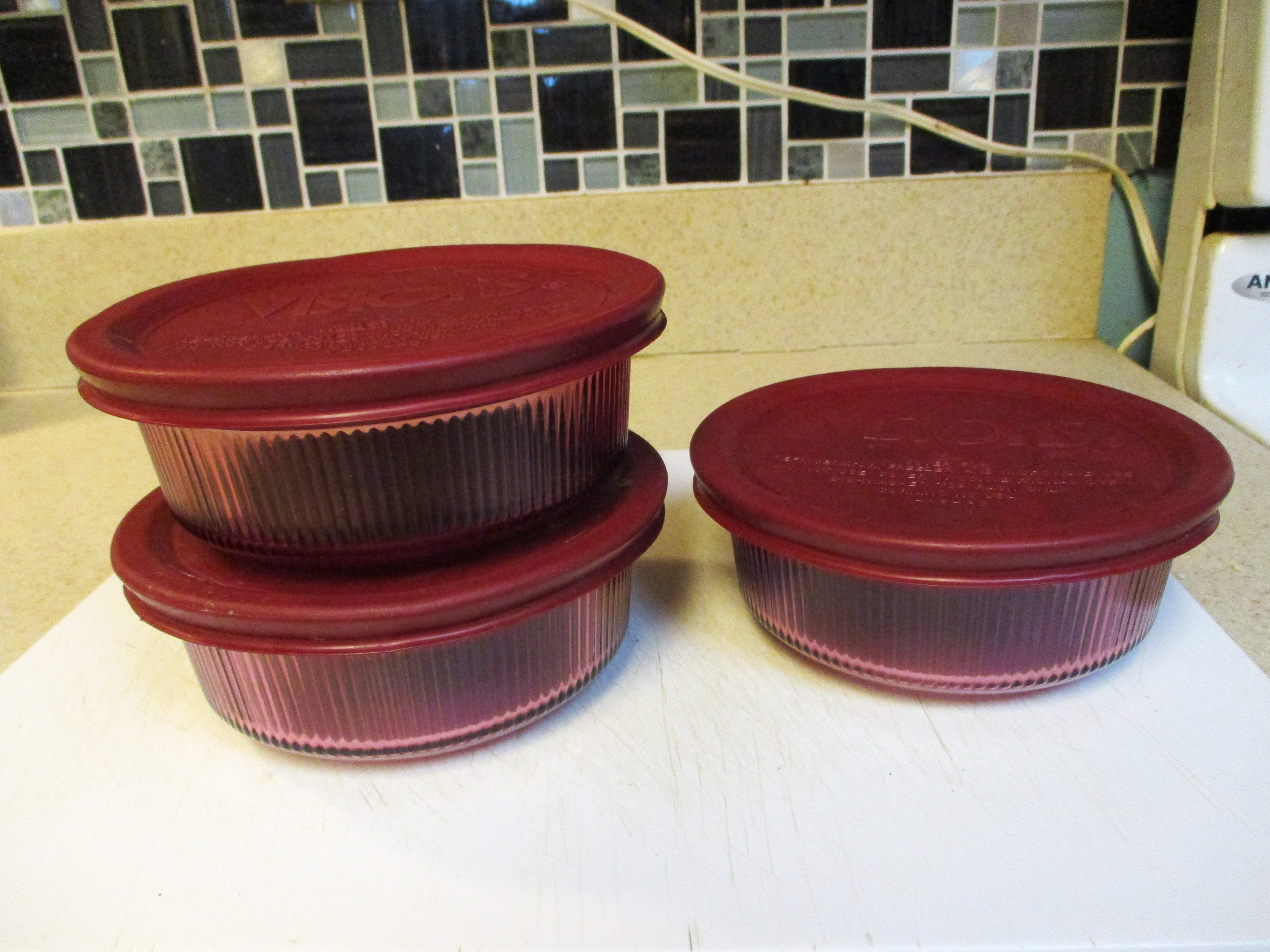 3 Piece Visions Ribbed Cranberry Tint Cookware by Corning No Lids 1 Pint  450 Ml Made in USA 
