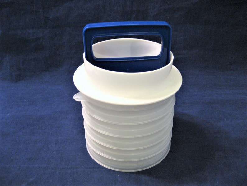 Tupperware Large Stackable Hamburger Press With 5 Freezer Storage Containers Vintage 1980s 1 3 Pounder