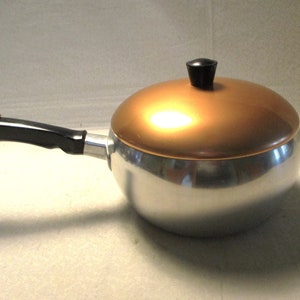 Calphalon Nonstick Sauce Pan with Double Boiler, 4.5-Quart