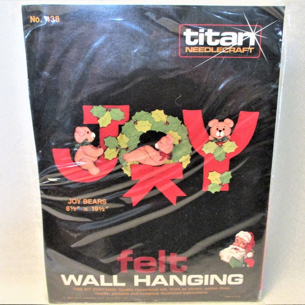 Titan Felt Joy Bears Christmas Wall Hanging Needlecraft Kit Vintage 1980s NOS