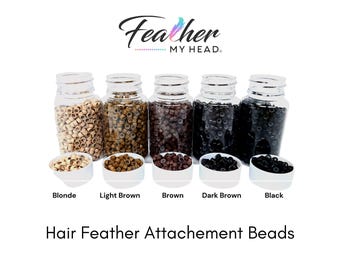 100 microeslabones de silicona, tubos, cuentas termoencogibles y extensiones de cabello de plumas, disponibles en 5 colores.
