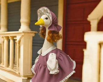 Vintage Style Porch Goose Outfit – Handmade Dress with Bonnet for Porch Goose Decor