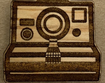 Wooden camera pin - Polaroid - old school - photographer - photograph - instant photo