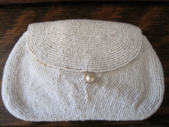 Pretty Antique White Beaded Purse with Mirror and… - image 1