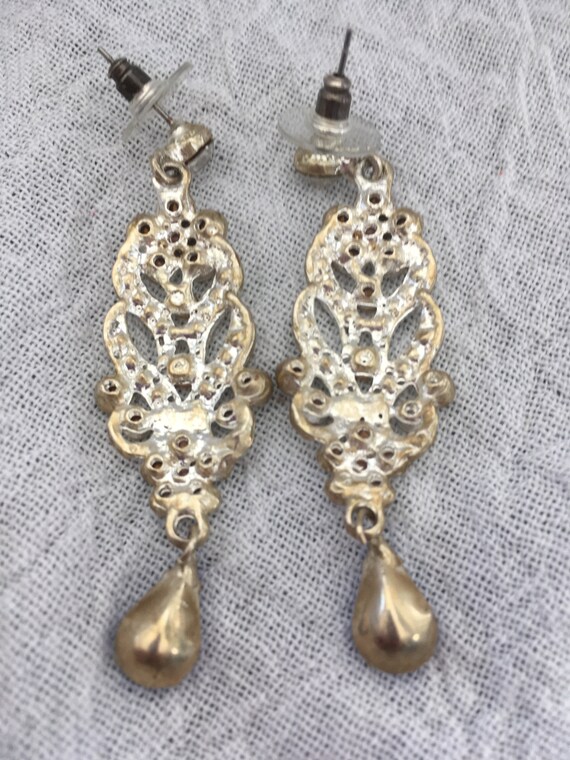 Beautiful Vintage Rhinestone Dangle Clip Earrings - image 9