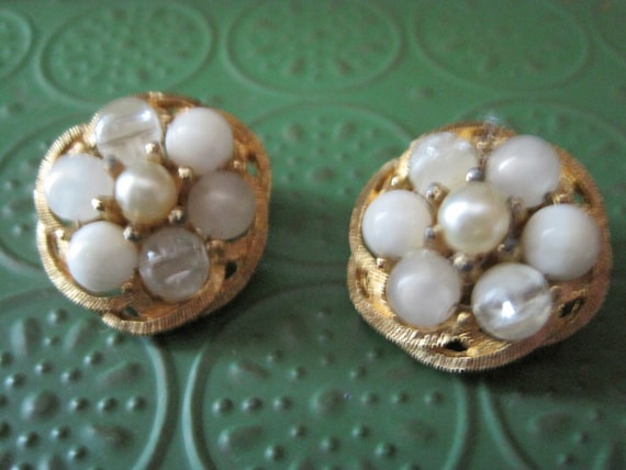 Vintage Marvella Faux Pearl & Bead Clip On Earrin… - image 1