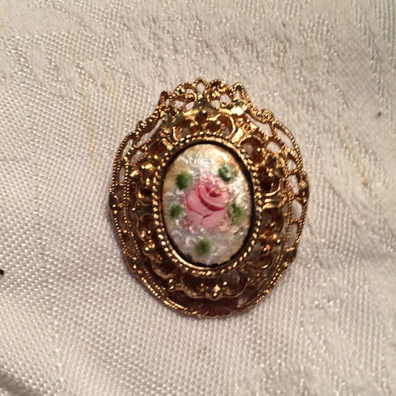 Pretty Guilloche Pink Rose and Gold Brooch - image 2