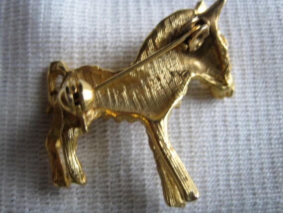 Cute Little Vintage Gold Tone Zebra Pin - image 3