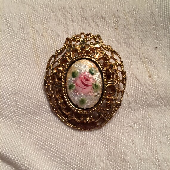 Pretty Guilloche Pink Rose and Gold Brooch - image 3