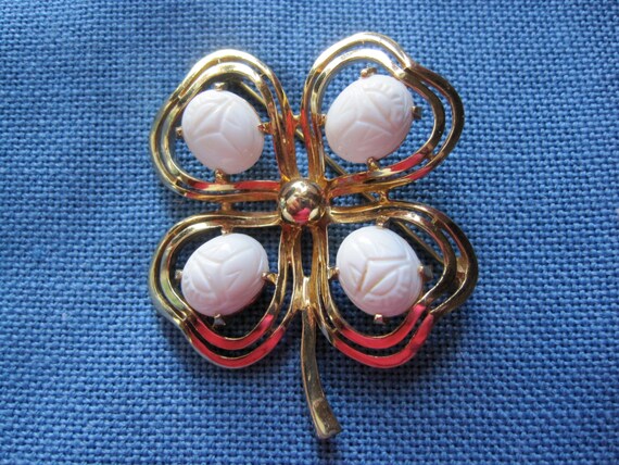 Beautiful Antique Mazer Bros. Four Leaf Clover Wh… - image 1