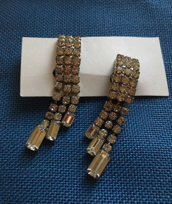 Beautiful Vintage Kramer of New York Rhinestone D… - image 7