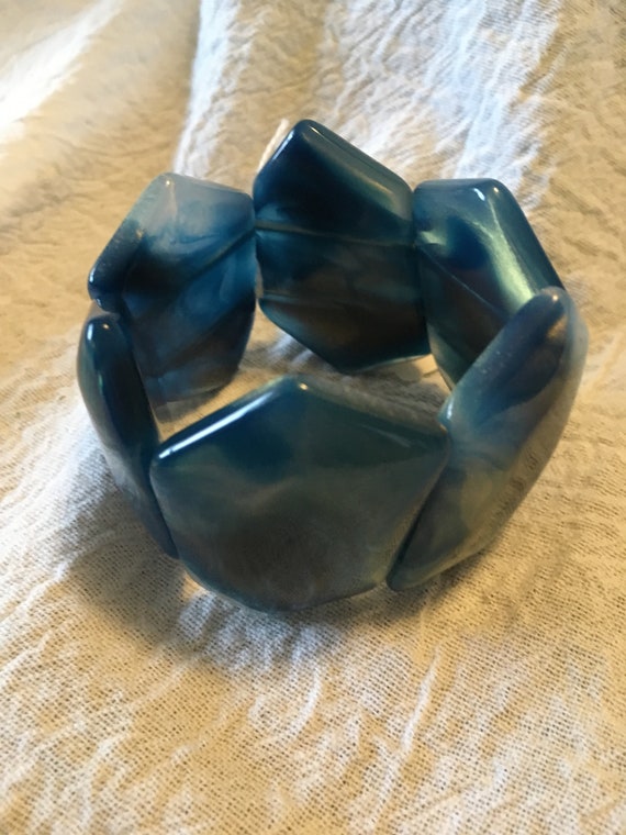 Vintage Chunky Blue & Gold Marbled Lucite Plastic… - image 7